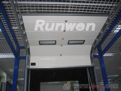 合肥工業(yè)提升門 價格、品質與智能維護一站式解決方案